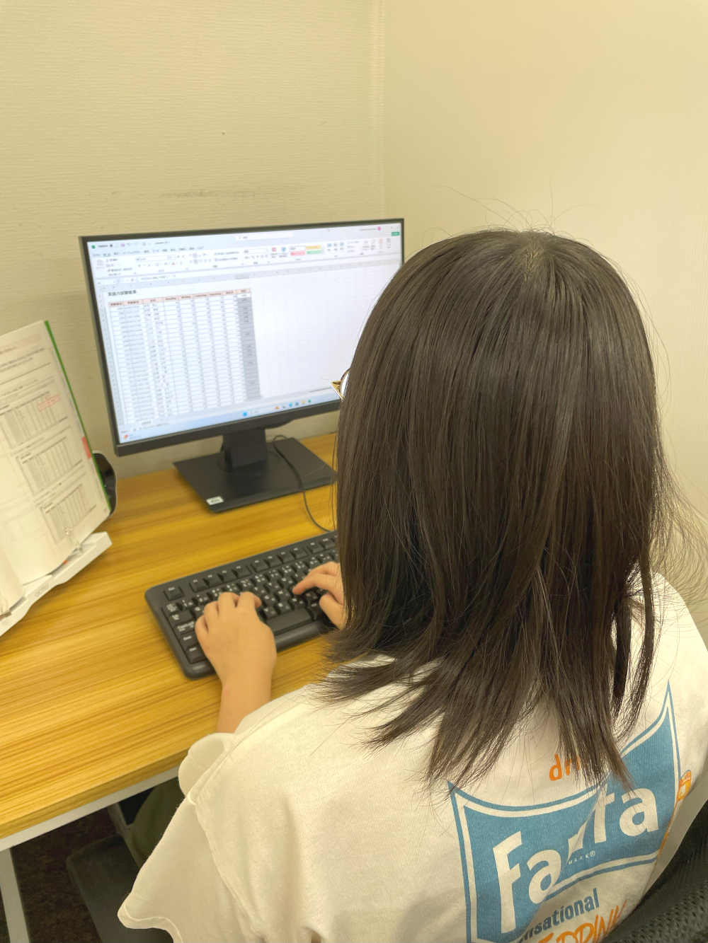 はなまるパソコン教室の授業風景