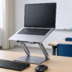 BoYataノートパソコンスタンドと外付けキーボードを使った作業環境