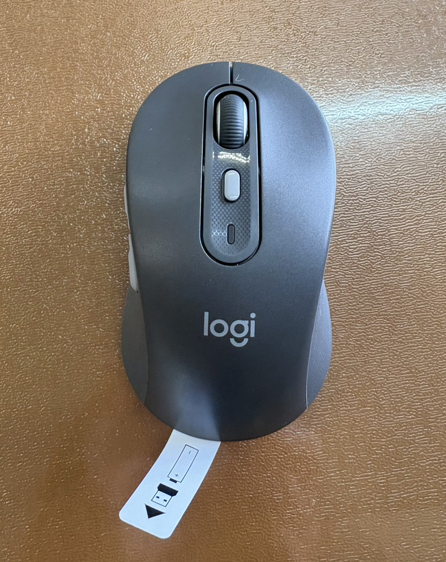 Logicool Signature Plus M750の本体を上から撮影した写真