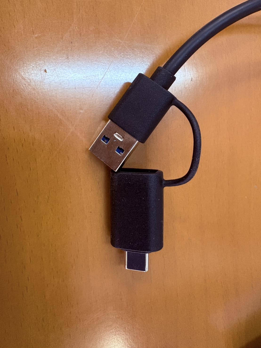 USB-Aプラグと一体になったUSB Type-C変換アダプター